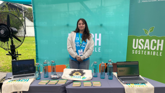 Stand de Usach Sostenible en la Feria del Postulante 2026